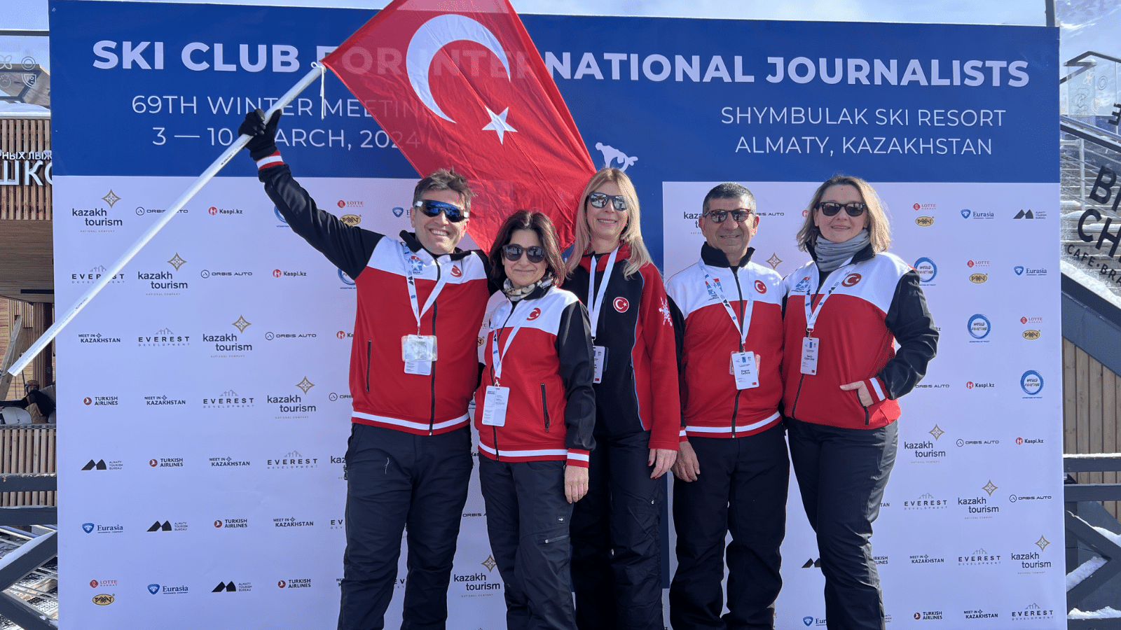 Dünya Gazeteciler Kayak Şampiyonası’nda madalya: Serkan Ocak