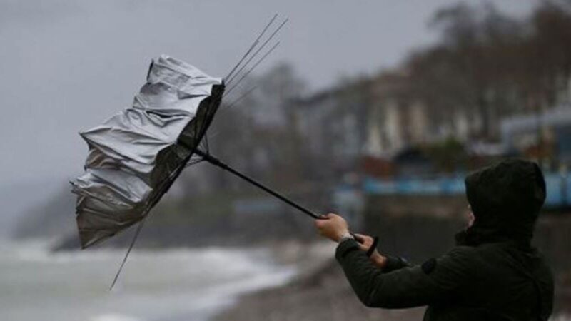 İstanbul ve Ankara Valiliği’nden fırtına uyarısı