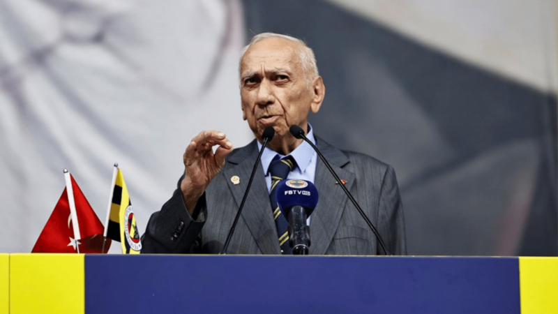 Eski Fenerbahçe Başkanı Tahsin Kaya, son yolculuğuna uğurlandı