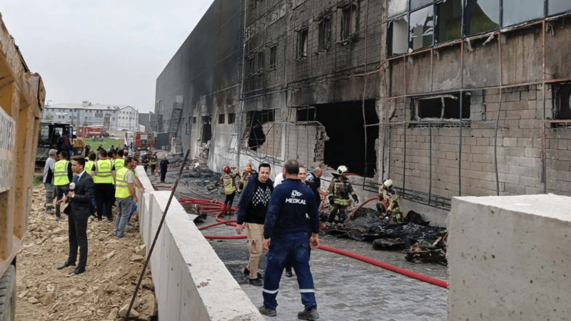 Ankara’daki fabrikada çıkan yangın kontrol altına alındı