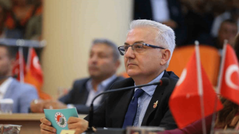 Refik Emre Altekin, Kepez Belediyesi yeni başkanı oldu