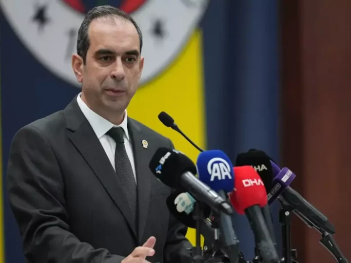 Fenerbahçe’de yeni Divan Kurulu Başkanı Şekip Mosturoğlu oldu