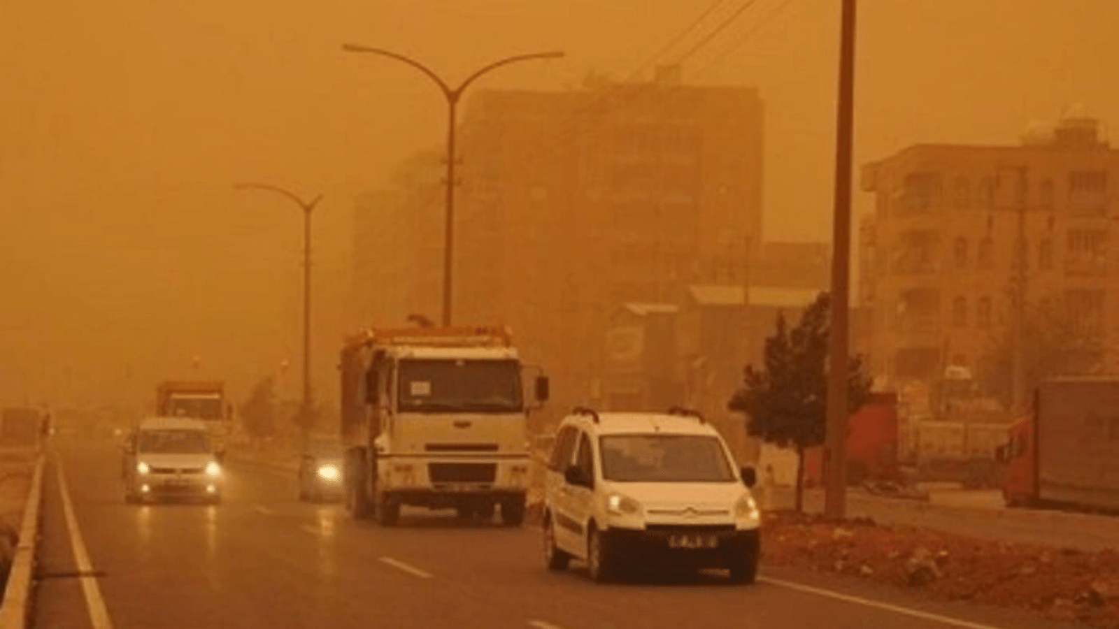 Meteoroloji, Marmara ve Ege için toz taşınımı uyarısı yaptı