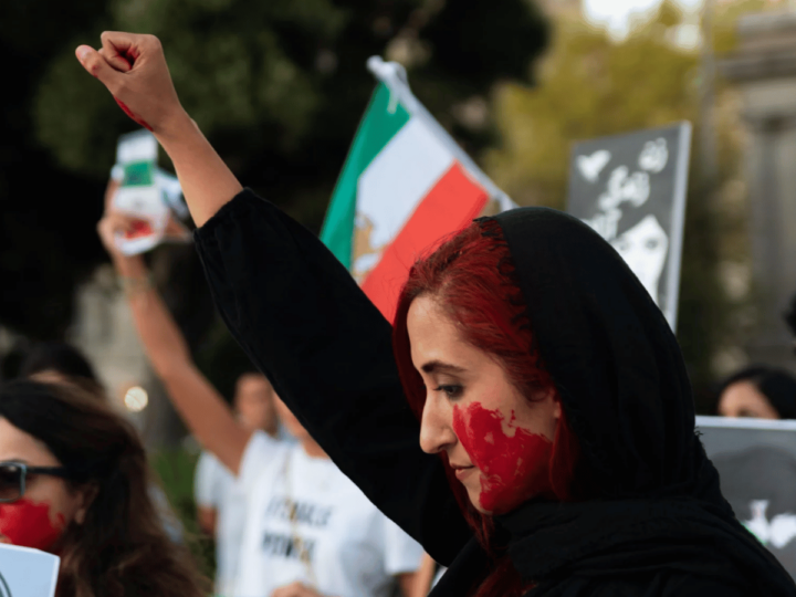 İran rejimi kadınlara yeniden savaş açtı