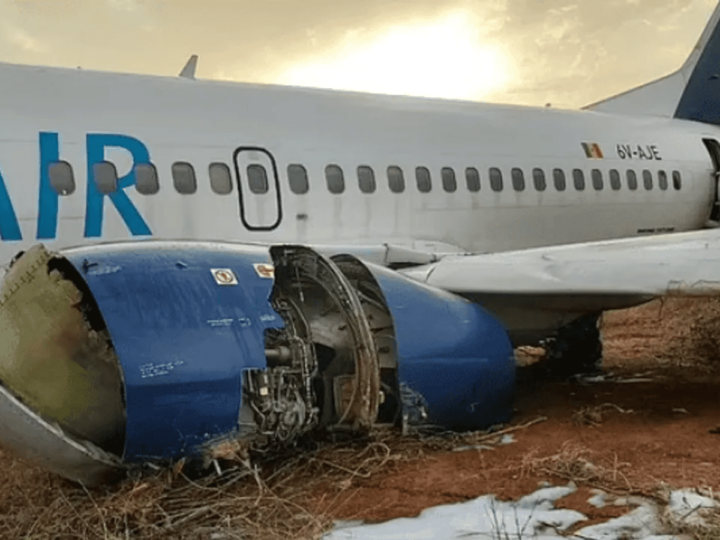 Senegal’de Boeing 737 uçağı kalkış sırasında düştü