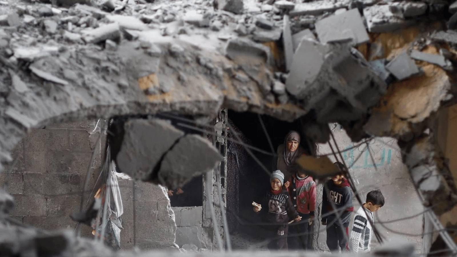 Gazze’de can kaybı 37 bini aştı