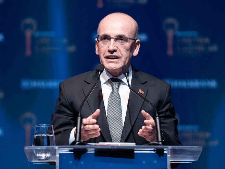 Bakan Mehmet Şimşek: “Türkiye’de asgari ücret düşük değil”