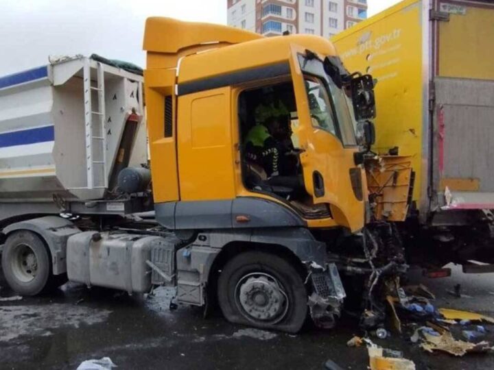 Kayseri’de zincirleme trafik kazası: 6 yaralı
