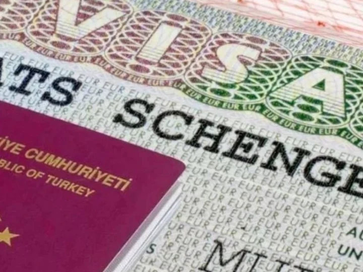 AB’den Schengen vize ücretlerine zam