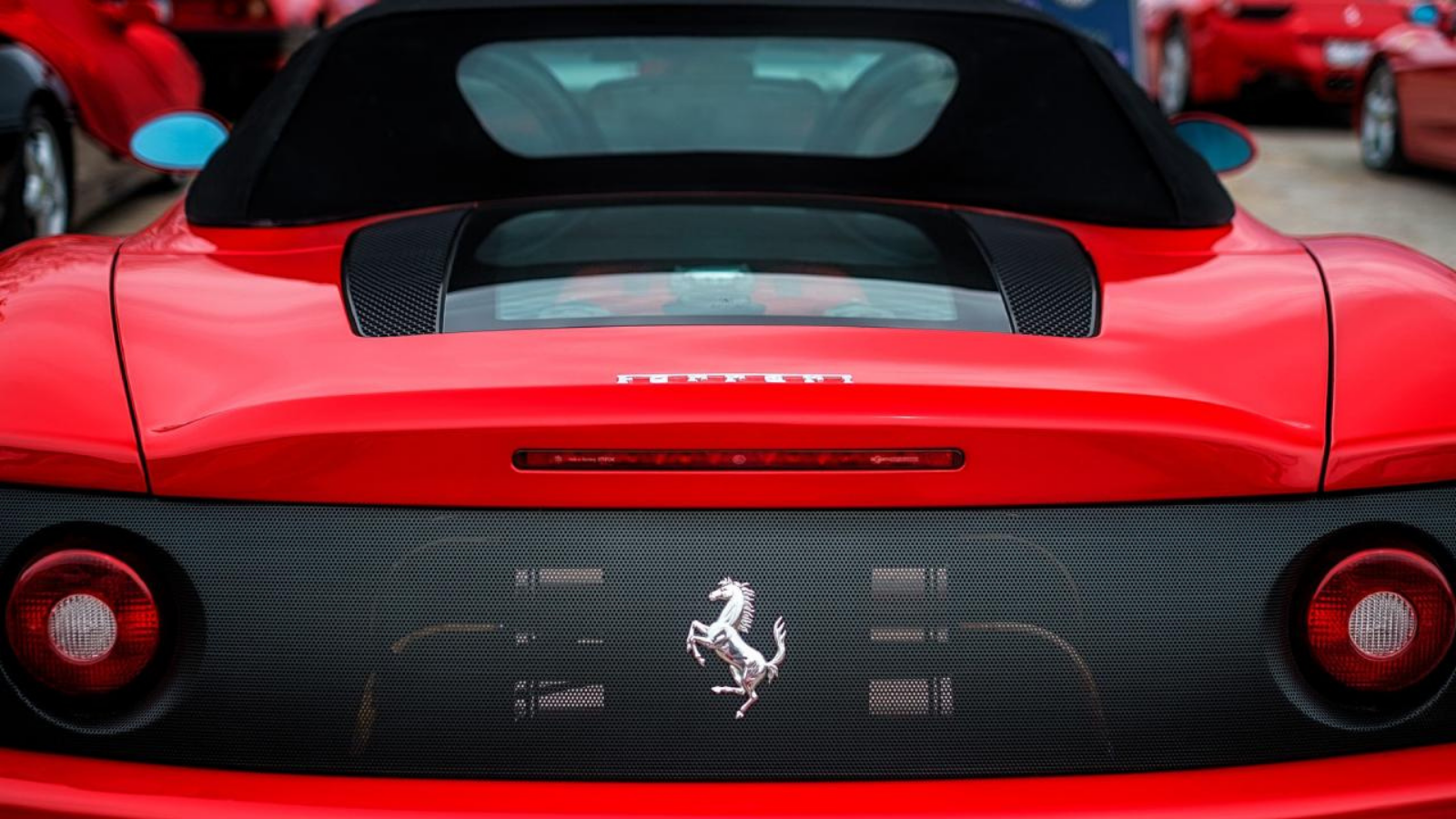 Ferrari’nin ilk elektrikli modeli piyasaya çıkıyor