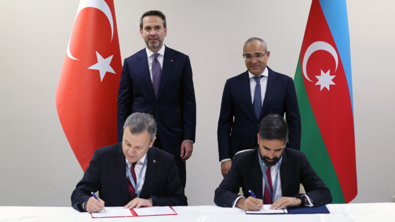 Azerbaycan ile Türkiye arasındaki doğalgaz anlaşması uzatıldı