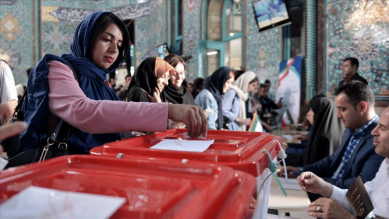 İran halkı neden seçim sandığına güvenmiyor?