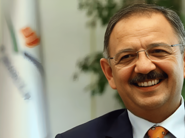 Mehmet Özhaseki bakanlıktan istifa etti, vakıf kuracak