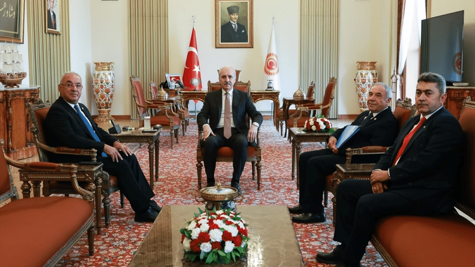 DSP Genel Başkanı Önder Aksakal, Numan Kurtulmuş ile görüştü