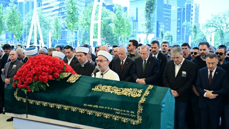Özer Çiller’in cenaze törenine Cumhurbaşkanı Erdoğan katıldı