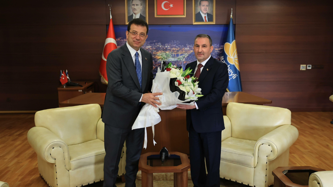 Ekrem İmamoğlu, Sultanbeyli Belediye Başkanı Ali Tombaş’ı ziyaret etti