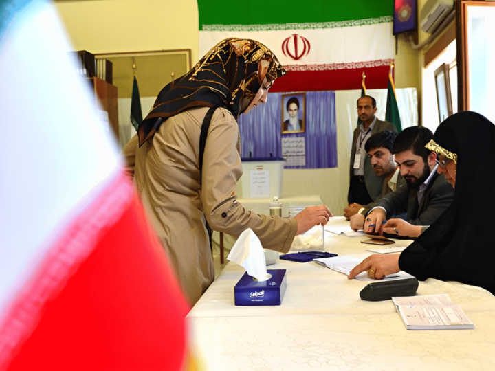İran cumhurbaşkanlığı seçimlerinin ikinci turu için oy verme başladı